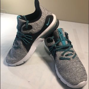 NIKE AirMax Sequent3 Hyper Women’s Sz wh/jade/blk